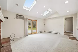 16 Pantzer St, Smithtown, NY 11787 - Photo 21