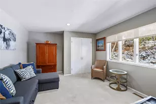 301 Oakley Ct, Mill Neck, NY 11765 - Photo 21