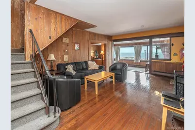 61 The Boulevard, Sea Cliff, NY 11579 - Photo 11