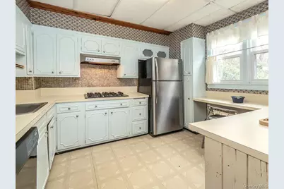 61 The Boulevard, Sea Cliff, NY 11579 - Photo 19
