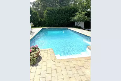 96 W Tiana Road, Hampton Bays, NY 11946 - Photo 5