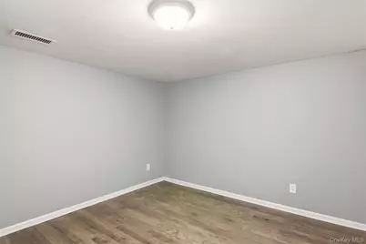 7 Chapel Hill Drive, Brentwood, NY 11717 - Photo 13