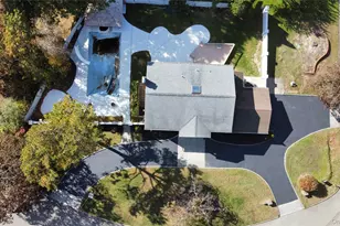 2 Patricia Ln, Lake Grove, NY 11755 - Photo 5