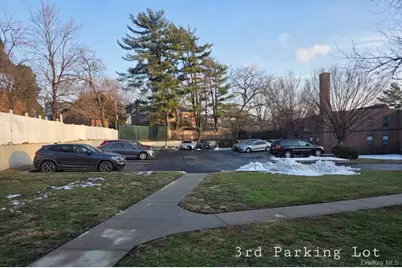 70-79 Park Drive E #B, Flushing, NY 11367 - Photo 21