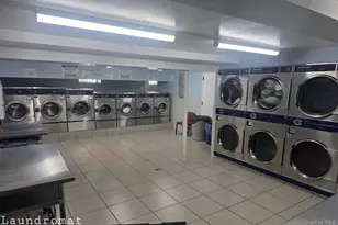 70-79 Park Dr E, Flushing, NY 11367 - Photo 17