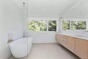 26 Alewive Brook Rd, East Hampton, NY 11937 - Photo 15