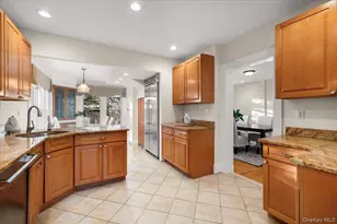 68 Carlton Ave, Port Washington, NY 11050 - Photo 9