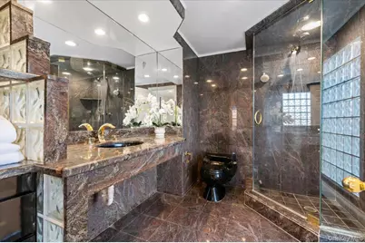 68 Carlton Avenue, Port Washington, NY 11050 - Photo 21