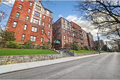 673 Locust Street #1F, Mount Vernon, NY 10552 - Photo 13