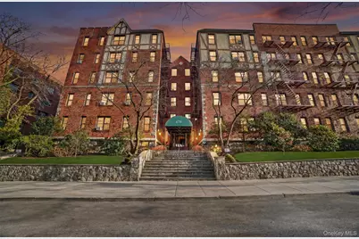 673 Locust Street #1F, Mount Vernon, NY 10552 - Photo 1