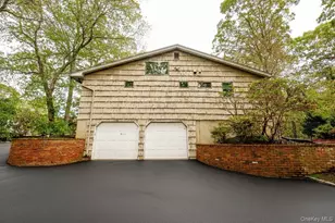 54 Farmington Ln, Melville, NY 11747 - Photo 27