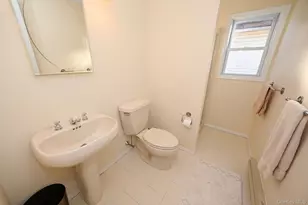 249 Grange St, Franklin Square, NY 11010 - Photo 25