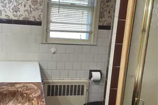 11 5th Ave, Newburgh, NY 12550 - Photo 23