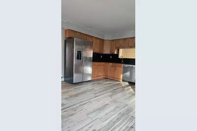 37 E Rogues Path, Huntington Station, NY 11746 - Photo 5