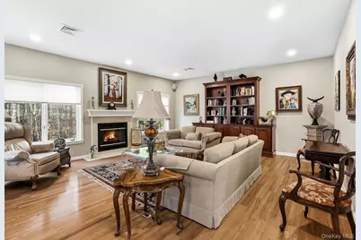 641 Heritage Hills #B, Somers, NY 10589 - Photo 5
