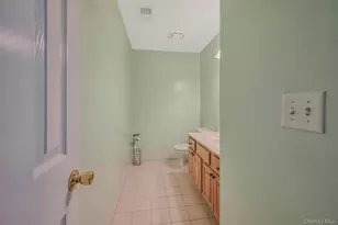 50 Strawberry Commons, Riverhead, NY 11901 - Photo 13