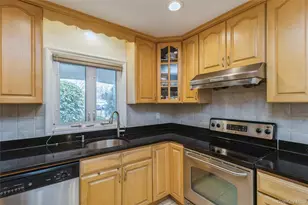 22 Ballad Ln, Stony Brook, NY 11790 - Photo 5