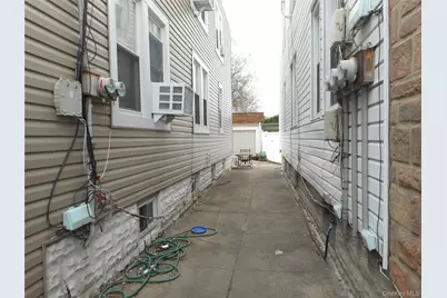 8913 Avenue M, Brooklyn, NY 11236 - Photo 9