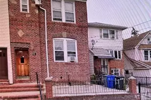 90-35 198th St, Hollis, NY 11423 - Photo 5