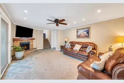 65 Waterview Avenue, Massapequa, NY 11758 - Photo 15