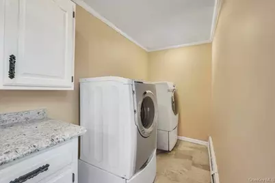 65 Waterview Avenue, Massapequa, NY 11758 - Photo 39