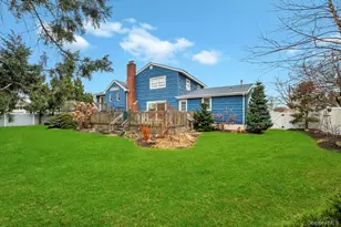 65 Waterview Ave, Massapequa, NY 11758 - Photo 7