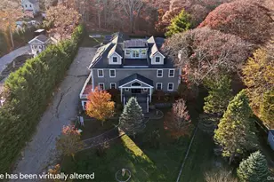 33A Newtown Rd, Hampton Bays, NY 11946 - Photo 3