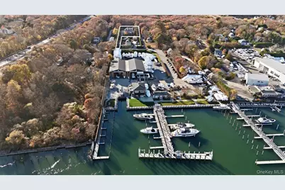 33A Newtown Road, Hampton Bays, NY 11946 - Photo 3