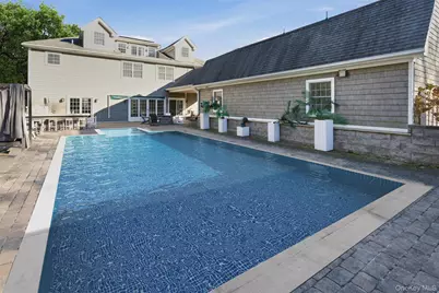 33A Newtown Road, Hampton Bays, NY 11946 - Photo 11