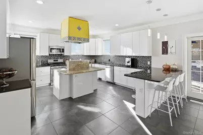 33A Newtown Road, Hampton Bays, NY 11946 - Photo 23