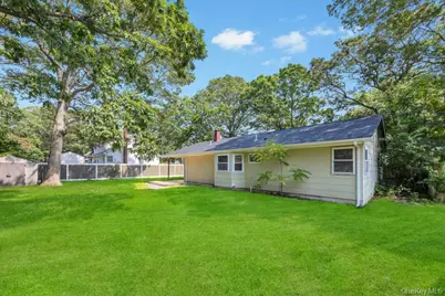 11 Edwards Road, Mastic Beach, NY 11951 - Photo 5