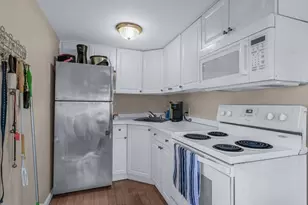 29 Parkside Ave, Miller Place, NY 11764 - Photo 9