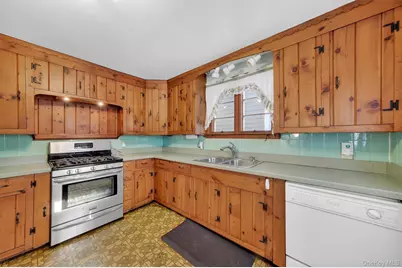 69 Beacon Street, Beacon, NY 12508 - Photo 9