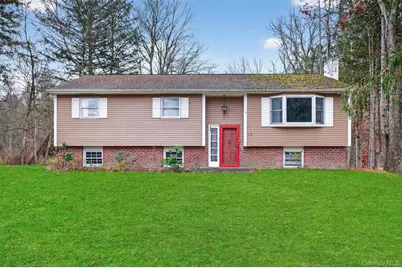 12 Robert Drive, Hyde Park, NY 12538 - Photo 5