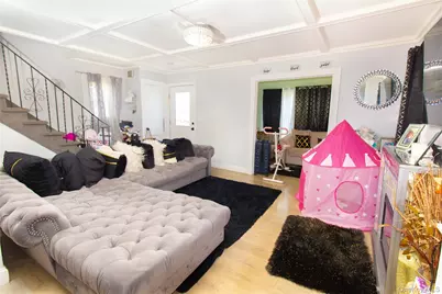 361 E Columbia Street, Hempstead, NY 11550 - Photo 7