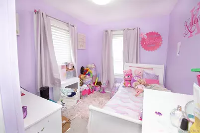 361 E Columbia Street, Hempstead, NY 11550 - Photo 13