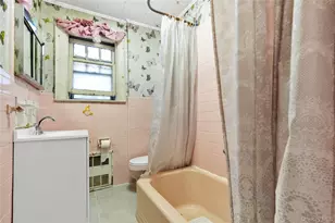 144-16 159th St, Springfield Gardens, NY 11434 - Photo 15