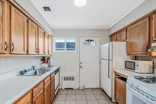 171 N Oak St, Massapequa, NY 11758 - Photo 23