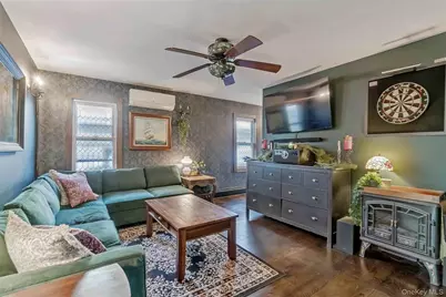 27 W 11th Road, Broad Channel, NY 11693 - Photo 3