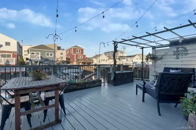27 W 11th Road, Broad Channel, NY 11693 - Photo 17