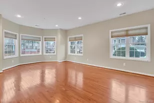 119 Autumn Dr, Plainview, NY 11803 - Photo 3