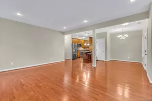 119 Autumn Dr, Plainview, NY 11803 - Photo 5