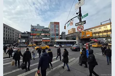 41-01 Kissena Boulevard, Flushing, NY 11355 - Photo 9