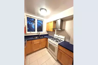 1945 Paulding Avenue, Bronx, NY 10462 - Photo 5