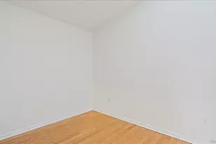 122-04 Powell Cove Blvd, College Point, NY 11356 - Photo 23