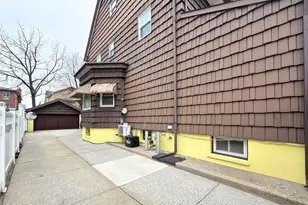 134-37 58th Rd, Flushing, NY 11355 - Photo 5