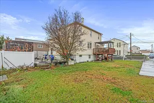 99-46 163rd Dr, Howard Beach, NY 11414 - Photo 17