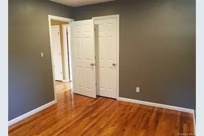 17 Hallock Street #2nd FL, Farmingdale, NY 11735 - Photo 7