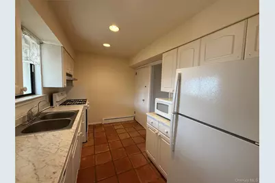 35A Norwood Road #A, Port Washington, NY 11050 - Photo 5