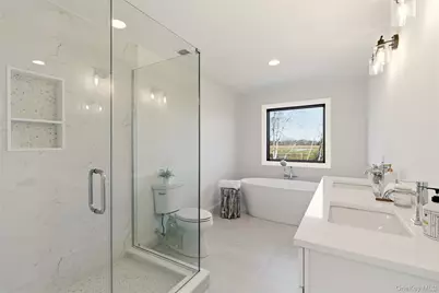 26 Tuthills Lane, Jamesport, NY 11947 - Photo 15